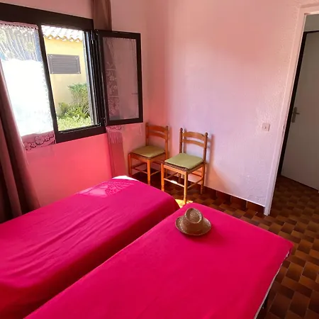 Mitoyenne T2 Avec Climatisation Et Parking, Face A La Mer, 4 Pers - Fr-1-798-58 * Leucate